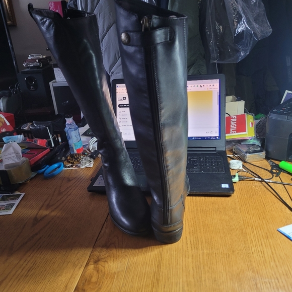 Ladies tall boots - Picture 9 of 10